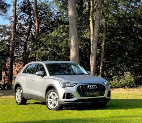 Audi Q3 TFSI TECHNIK MHEV 1