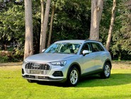 Audi Q3 TFSI TECHNIK MHEV 12