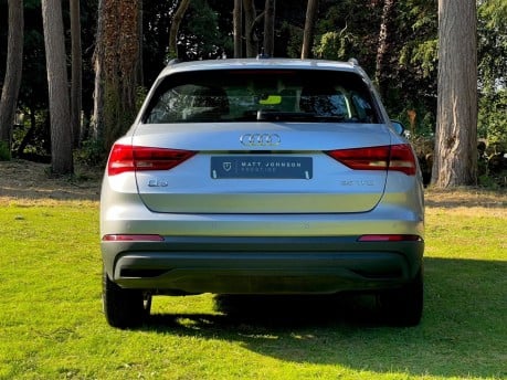 Audi Q3 TFSI TECHNIK MHEV 18