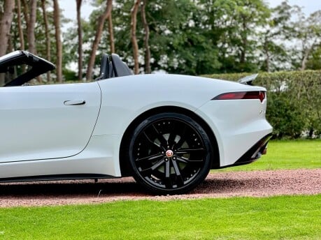 Jaguar F-Type V6 R-DYNAMIC AWD 28