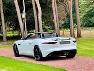 Jaguar F-Type V6 R-DYNAMIC AWD 32