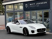 Jaguar F-Type V6 R-DYNAMIC AWD 11