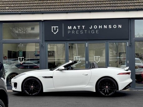 Jaguar F-Type V6 R-DYNAMIC AWD 13