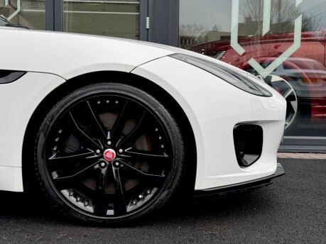 Jaguar F-Type V6 R-DYNAMIC AWD 16