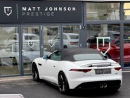 Jaguar F-Type V6 R-DYNAMIC AWD 9