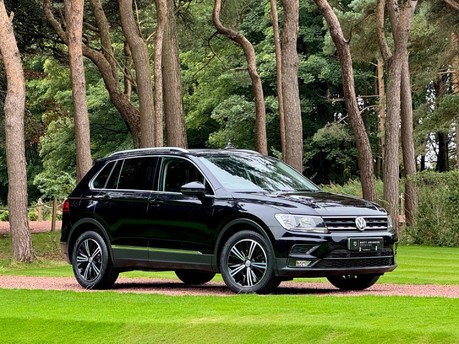 Volkswagen Tiguan SE NAVIGATION TDI