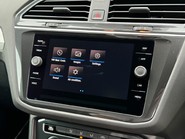 Volkswagen Tiguan SE NAVIGATION TDI 45