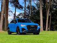 Audi Q2 TFSI S LINE BLACK EDITION 40