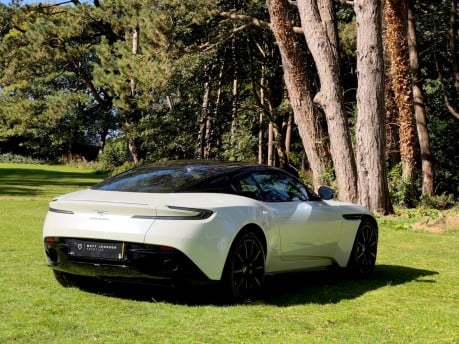 Aston Martin DB11 5.2 V12 BiTurbo AMR Auto Euro 6 (s/s) 2dr 38