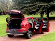 Volvo XC40 T3 INSCRIPTION PRO 32