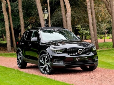 Volvo XC40 T4 R-DESIGN PRO 3