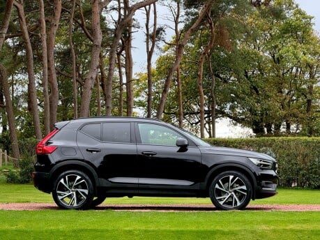 Volvo XC40 T4 R-DESIGN PRO 18