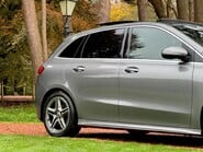 Mercedes-Benz B Class B 200 AMG LINE PREMIUM PLUS 31