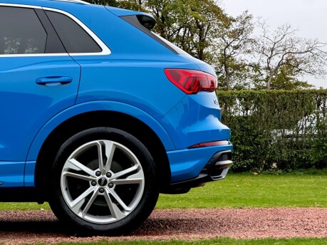 Audi Q3 TDI S LINE 60