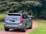 Volvo XC90 T6 R-DESIGN PRO AWD 2