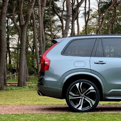 Volvo XC90 T6 R-DESIGN PRO AWD 3