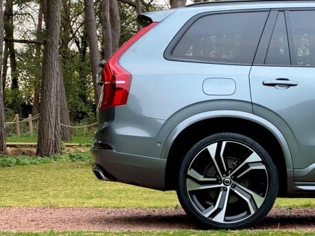 Volvo XC90 T6 R-DESIGN PRO AWD 24