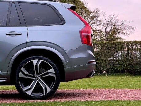 Volvo XC90 T6 R-DESIGN PRO AWD 27