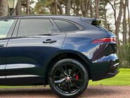 Jaguar F-Pace R-DYNAMIC BLACK MHEV 8