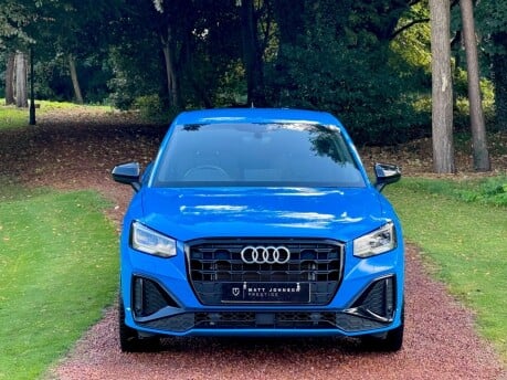 Audi Q2 TFSI S LINE BLACK EDITION 25