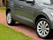 Volkswagen T-Roc SE TSI 31