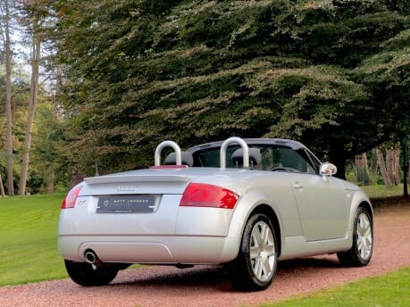 Audi TT ROADSTER 2