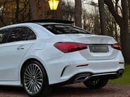 Mercedes-Benz A Class A 180 AMG LINE PREMIUM PLUS 9