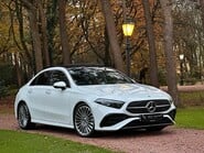 Mercedes-Benz A Class A 180 AMG LINE PREMIUM PLUS 1