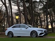 Mercedes-Benz A Class A 180 AMG LINE PREMIUM PLUS 26