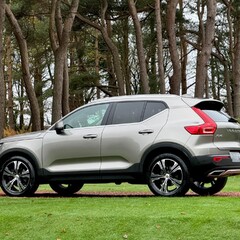 Volvo XC40 D4 INSCRIPTION PRO AWD 2