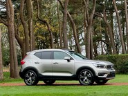 Volvo XC40 D4 INSCRIPTION PRO AWD 4