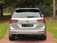 Volkswagen Tiguan R-LINE TECH TDI 4MOTION DSG 11