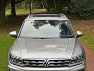 Volkswagen Tiguan R-LINE TECH TDI 4MOTION DSG 21