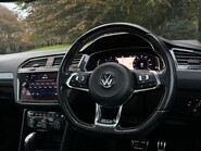 Volkswagen Tiguan R-LINE TECH TDI 4MOTION DSG 23