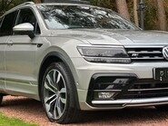 Volkswagen Tiguan R-LINE TECH TDI 4MOTION DSG 34