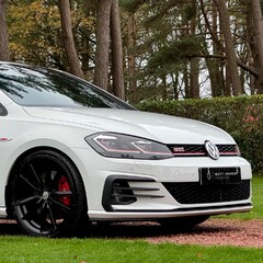 Volkswagen Golf GTI PERFORMANCE TSI 3