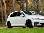 Volkswagen Golf GTI PERFORMANCE TSI 33