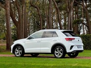 Volkswagen T-Roc R-LINE TSI DSG 46