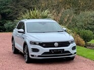 Volkswagen T-Roc R-LINE TDI 16