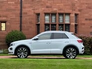 Volkswagen T-Roc R-LINE TDI 18