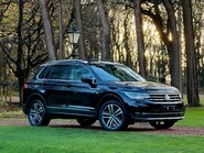 Volkswagen Tiguan ELEGANCE TDI 4MOTION DSG 1