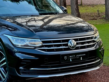 Volkswagen Tiguan ELEGANCE TDI 4MOTION DSG 5