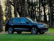 Volkswagen Tiguan ELEGANCE TDI 4MOTION DSG 23