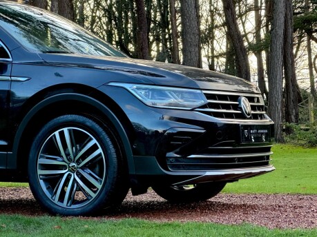 Volkswagen Tiguan ELEGANCE TDI 4MOTION DSG 34