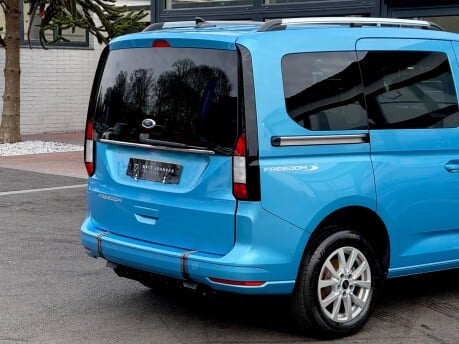 Ford Tourneo Connect TITANIUM ECOBLUE 46