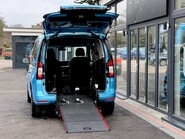 Ford Tourneo Connect TITANIUM ECOBLUE 16