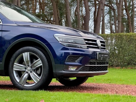 Volkswagen Tiguan SEL TSI 4MOTION DSG 41