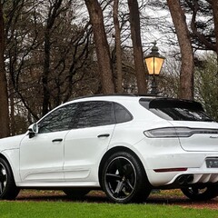 Porsche Macan TURBO PDK 1