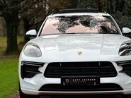 Porsche Macan TURBO PDK 34