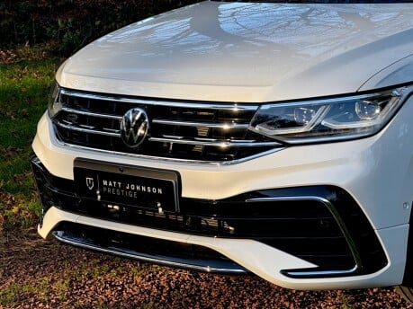 Volkswagen Tiguan R-LINE EDITION TSI DSG 28